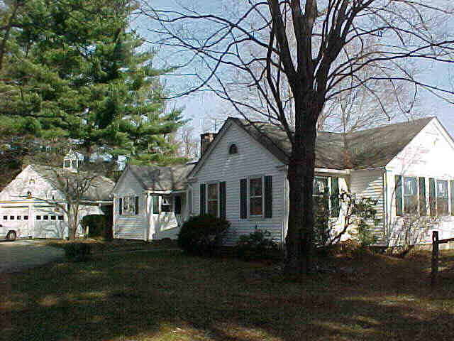 Building photograph for 277 UNDERMOUNTAIN ROAD